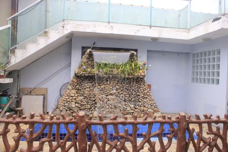 Casa à venda com 315m², 4 quartos e 6 vagasPiscina