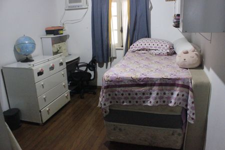 Casa à venda com 315m², 4 quartos e 6 vagasSuíte 2