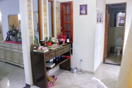 Casa à venda com 315m², 4 quartos e 6 vagasSala