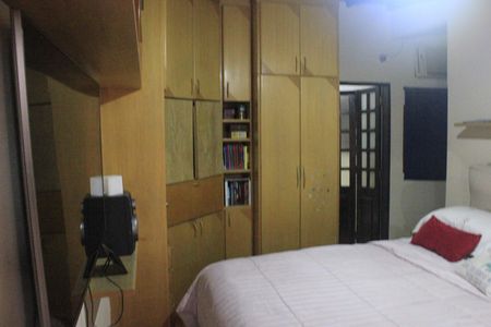 Casa à venda com 315m², 4 quartos e 6 vagasSuíte 4