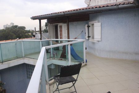 Casa à venda com 315m², 4 quartos e 6 vagasVaranda da Suíte 4