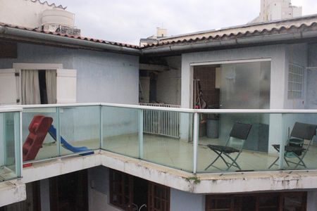 Casa à venda com 315m², 4 quartos e 6 vagasVaranda da Suíte 4