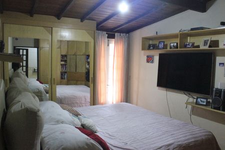 Casa à venda com 315m², 4 quartos e 6 vagasSuíte 4