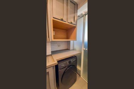 Apartamento à venda com 83m², 2 quartos e 2 vagasÁrea de Serviço