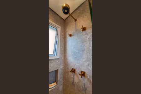 Apartamento à venda com 83m², 2 quartos e 2 vagasBanheiro da Suíte