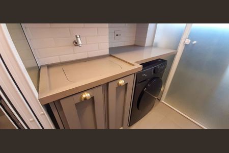 Apartamento à venda com 83m², 2 quartos e 2 vagasÁrea de Serviço