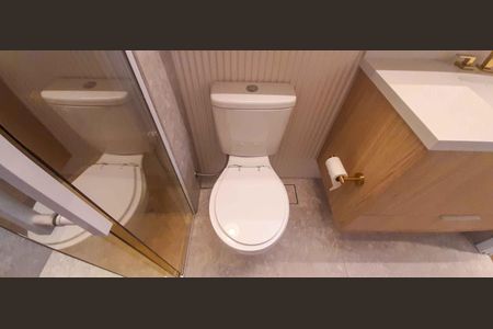 Apartamento à venda com 83m², 2 quartos e 2 vagasBanheiro da Suíte