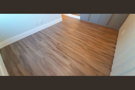 Apartamento à venda com 83m², 2 quartos e 2 vagasSuíte