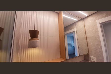 Apartamento à venda com 83m², 2 quartos e 2 vagasBanheiro da Suíte