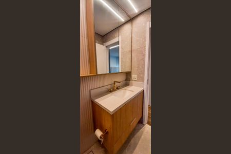 Apartamento à venda com 83m², 2 quartos e 2 vagasBanheiro da Suíte