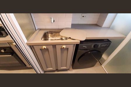 Apartamento à venda com 83m², 2 quartos e 2 vagasÁrea de Serviço