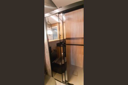 Apartamento à venda com 83m², 2 quartos e 2 vagasBanheiro Social