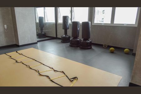 Apartamento à venda com 83m², 2 quartos e 2 vagasÁrea comum - Academia