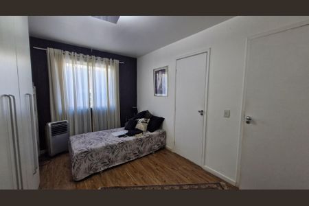 Casa de condomínio à venda com 200m², 4 quartos e 1 vaga Casa de condomínio à venda com 200m², 4 quartos e 1 vagaSuíte 1