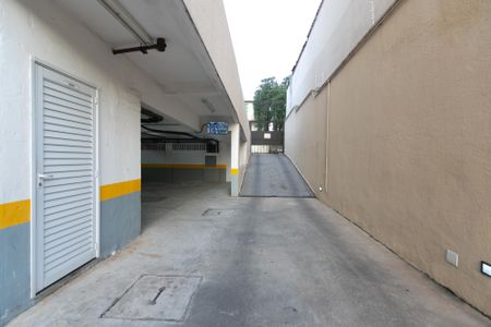 Apartamento para alugar com 50m², 2 quartos e 1 vagaGaragem / Entrada