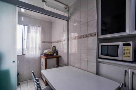 Apartamento à venda com 58m², 2 quartos e 1 vagaCozinha