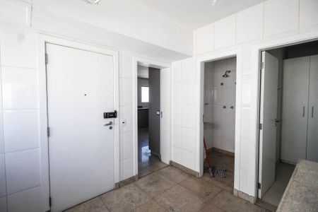 Apartamento para alugar com 503m², 3 quartos e 4 vagasÁrea de serviço