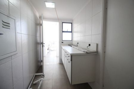 Apartamento para alugar com 503m², 3 quartos e 4 vagasQuarto de serviço 2