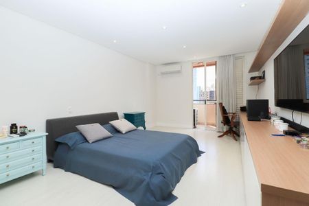 Apartamento à venda com 204m², 2 quartos e 3 vagas Apartamento à venda com 204m², 2 quartos e 3 vagasFoto 14