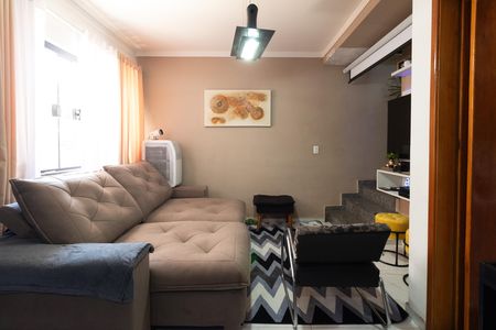 Casa de condomínio para alugar com 75m², 2 quartos e 1 vaga Casa de condomínio para alugar com 75m², 2 quartos e 1 vagaSala