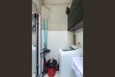 Casa de condomínio para alugar com 75m², 2 quartos e 1 vaga Casa de condomínio para alugar com 75m², 2 quartos e 1 vagaÁrea de Serviço