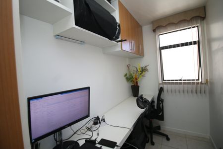 Apartamento à venda com 80m², 2 quartos e 1 vagaEscritório