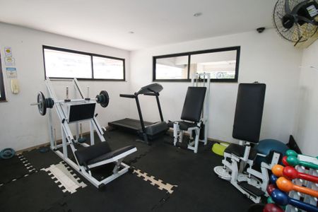 Apartamento à venda com 80m², 2 quartos e 1 vagaÁrea comum - Academia