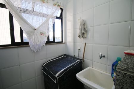 Apartamento à venda com 80m², 2 quartos e 1 vagaÁrea de Serviço