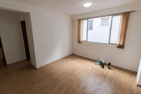 Studio à venda com 37m², 1 quarto e sem vaga Studio à venda com 37m², 1 quarto e sem vagaSala/Quarto