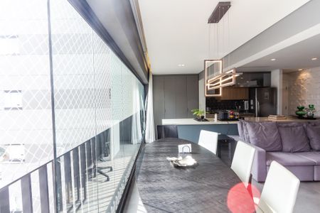 Apartamento à venda com 86m², 3 quartos e 2 vagasCozinha