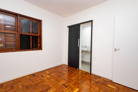Apartamento à venda com 120m², 3 quartos e 1 vagaSuíte 