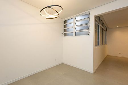 Apartamento à venda com 120m², 3 quartos e 1 vagaSala