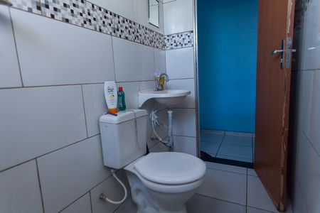 Casa à venda com 360m², 3 quartos e 1 vaga Casa à venda com 360m², 3 quartos e 1 vagaBanheiro Social