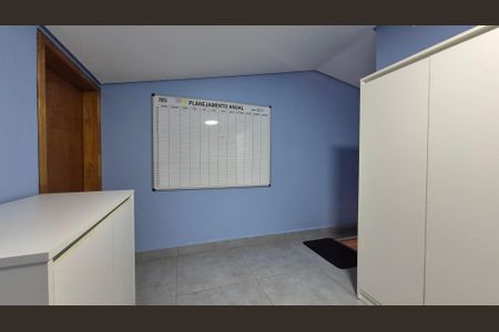 Casa à venda com 144m², 3 quartos e 2 vagasSotão