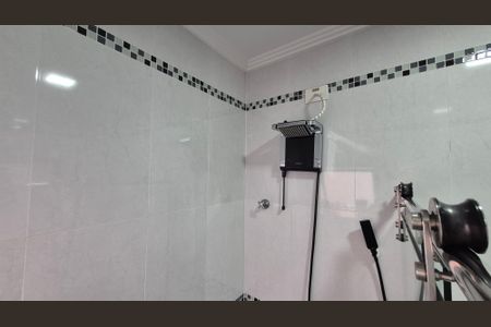 Casa à venda com 144m², 3 quartos e 2 vagasBanheiro