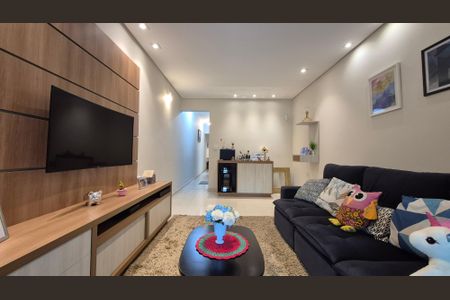 Casa à venda com 144m², 3 quartos e 2 vagasSala