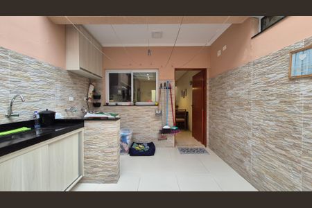 Casa à venda com 144m², 3 quartos e 2 vagasArea de serviço