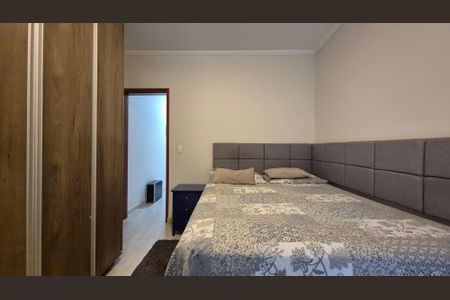 Casa à venda com 144m², 3 quartos e 2 vagasSuíte