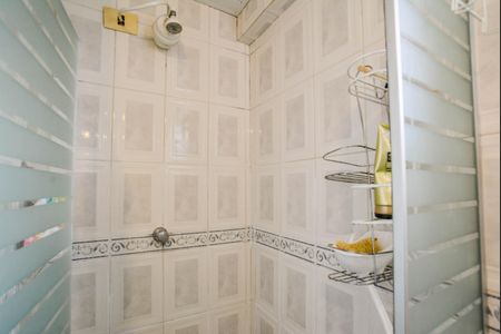 Apartamento para alugar com 84m², 2 quartos e 2 vagas Apartamento para alugar com 84m², 2 quartos e 2 vagasBanheiro da Suíte