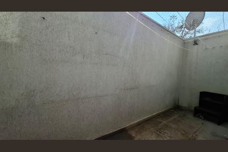 Apartamento para alugar com 49m², 2 quartos e 1 vaga Apartamento para alugar com 49m², 2 quartos e 1 vagaVaranda Quarto 2