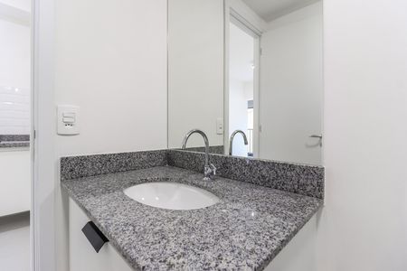 Apartamento para alugar com 43m², 2 quartos e sem vaga Apartamento para alugar com 43m², 2 quartos e sem vagaBanheiro