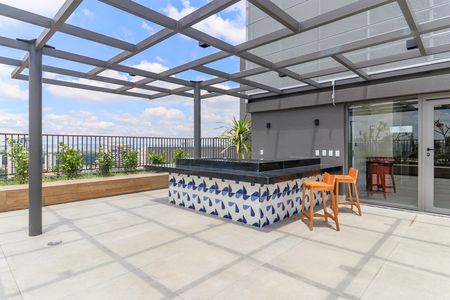 Apartamento para alugar com 43m², 2 quartos e sem vaga Apartamento para alugar com 43m², 2 quartos e sem vagaÁrea comum - Bar Terraço