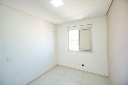 Apartamento à venda com 60m², 3 quartos e 1 vagaQuarto 02
