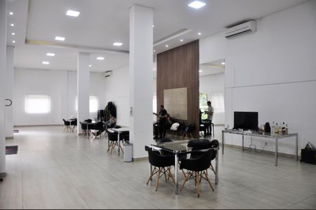 Apartamento à venda com 44m², 2 quartos e 1 vagaÁrea comum