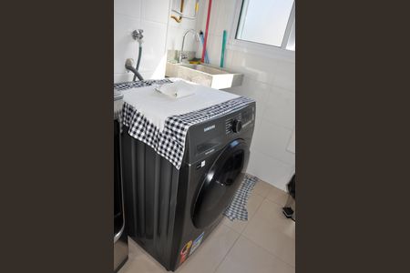 Apartamento à venda com 44m², 2 quartos e 1 vagaÁrea de Serviço