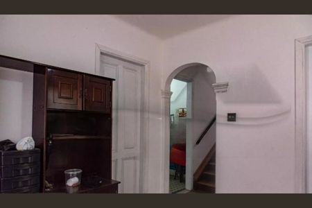 Casa à venda com 170m², 3 quartos e 3 vagas