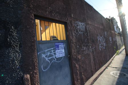 Casa à venda com 150m², 2 quartos e sem vagaPlaca