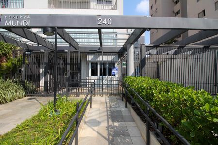 Apartamento à venda com 38m², 1 quarto e 1 vagaFachada