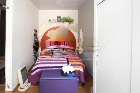 Casa à venda com 4 quartos, 200m² em Cambuci, São Paulo