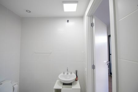 Banheiro de apartamento à venda com 1 quarto, 29m² em Tucuruvi, São Paulo